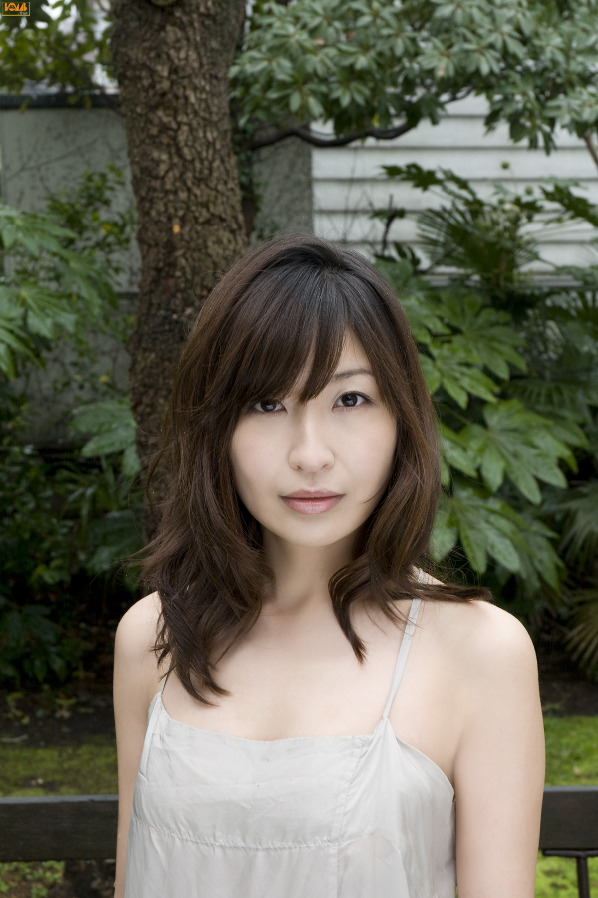 Shinko Ono Bomb.TV Photo set of Mayumi Ono Japanese Beauty